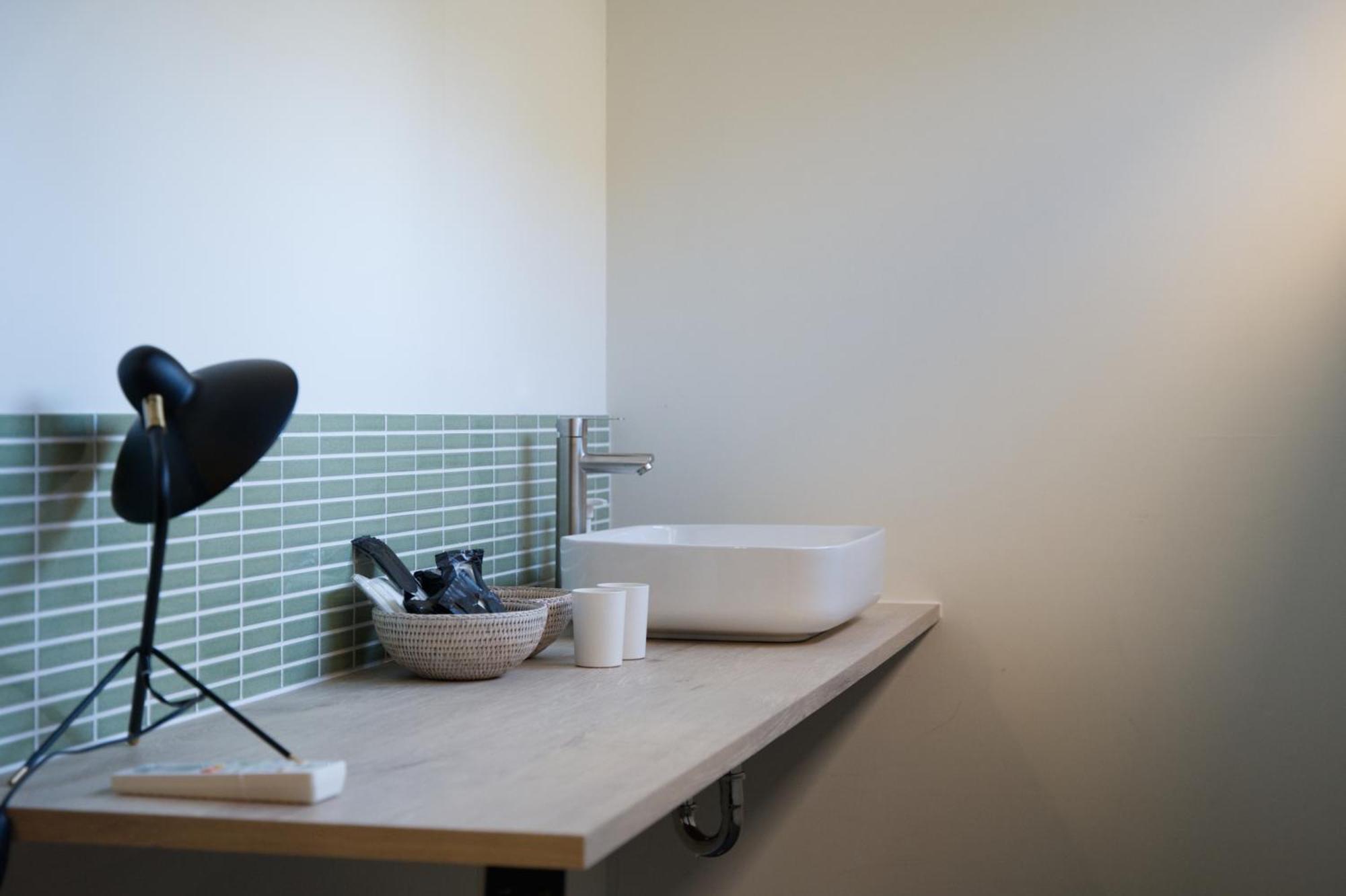 Minato Hotel Киото Экстерьер фото